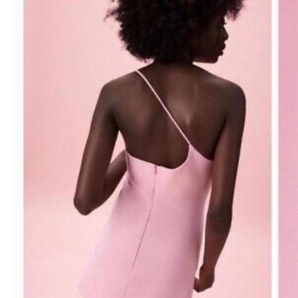 Zara Blogger's Favorite pink asymmetric one-shoulder romper/mini dress Size L - Picture 2 of 7